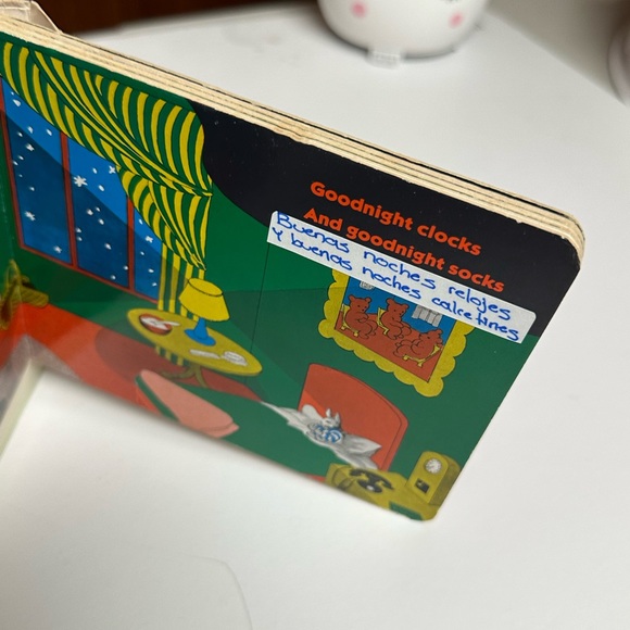 Bilingual English and Spanish Books Counting With Frida y buenas noches Luna - Picture 7 of 11